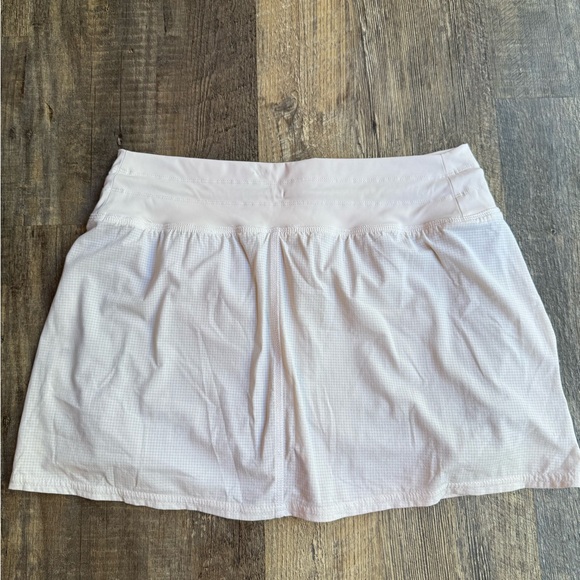 Vuori Women’s Sea breeze Skort White Drawstrings Medium M - Picture 4 of 8
